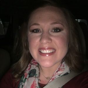 Meet your Posher, Kelli